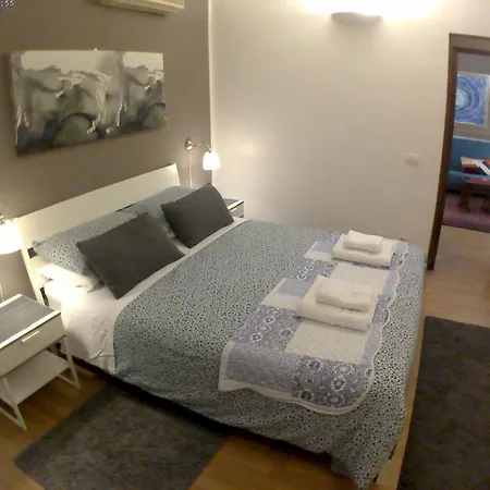 Lilium House Apts