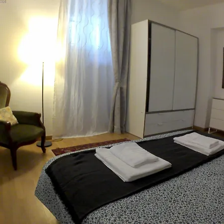Apartment Lilium House Apts Rom