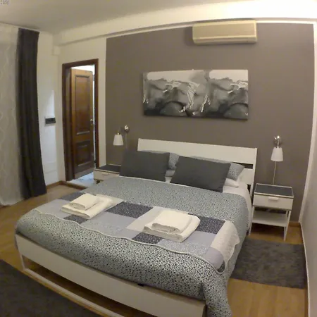 Apartment Lilium House Apts *